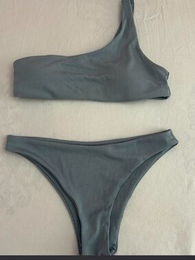 Blue ribbed bikini set size small